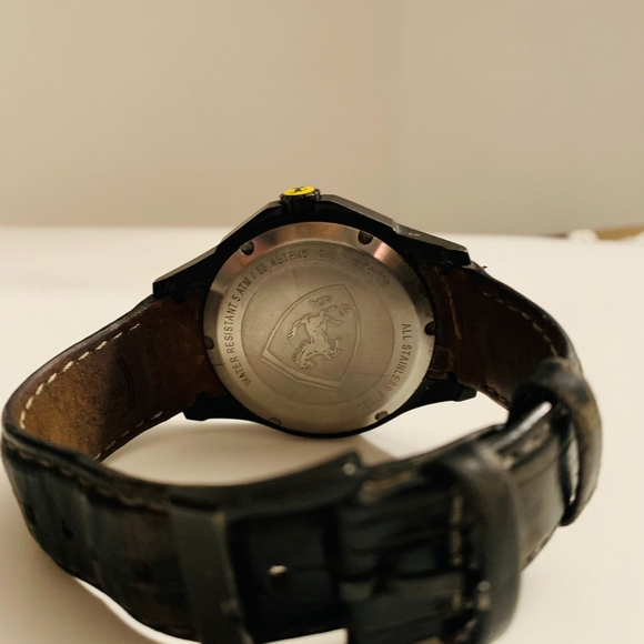 Ferrari Mens Watch Scuderia Black Leather Strapsf. - Picture 2 of 7